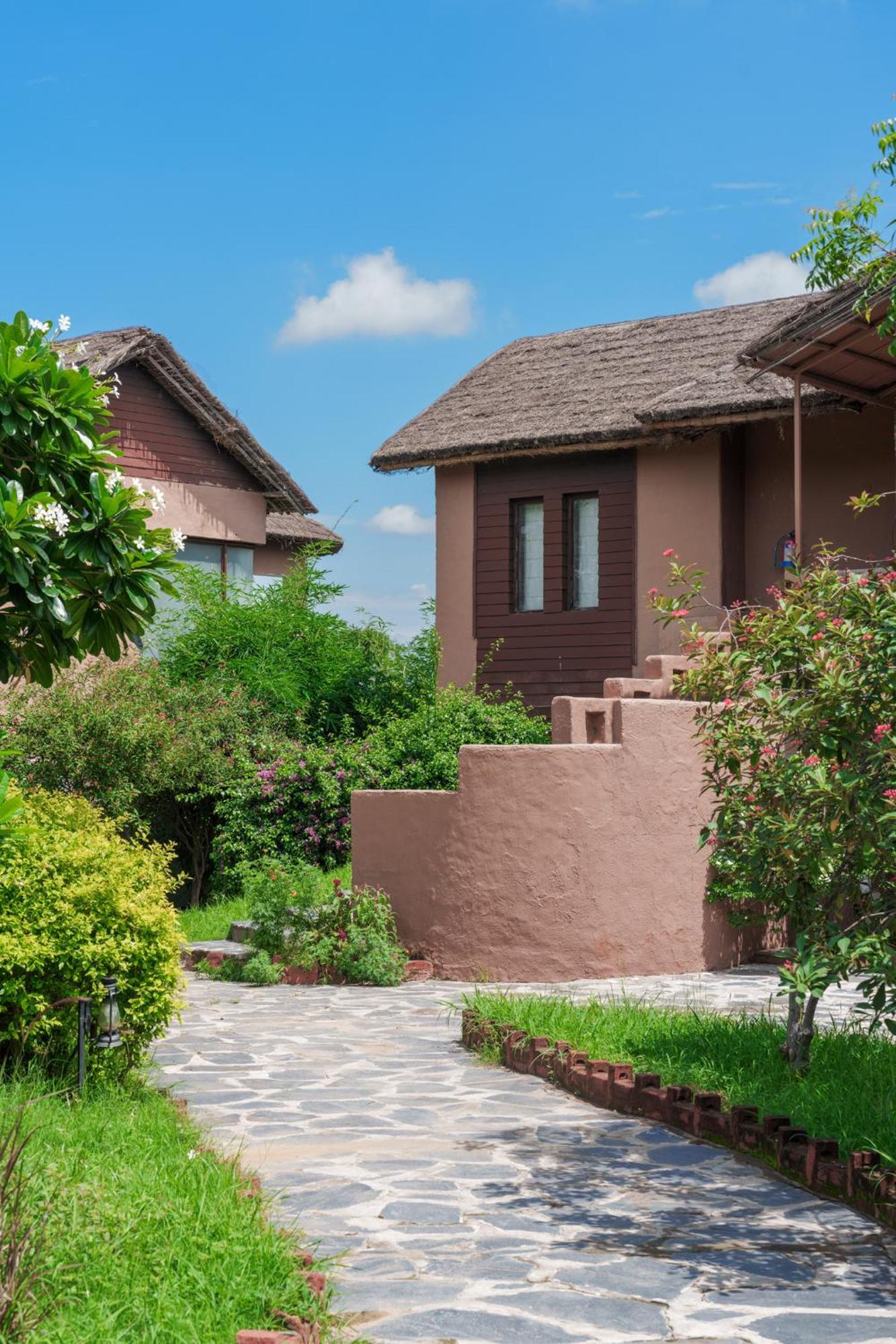 Gaj Resort, A Member Of Radisson Individuals Retreats Binewal Exterior photo